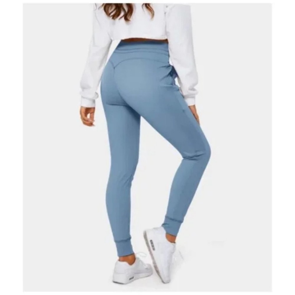 HALARA Cloudful Air Blue High Waist Joggers Size Small NWT - Picture 3 of 11